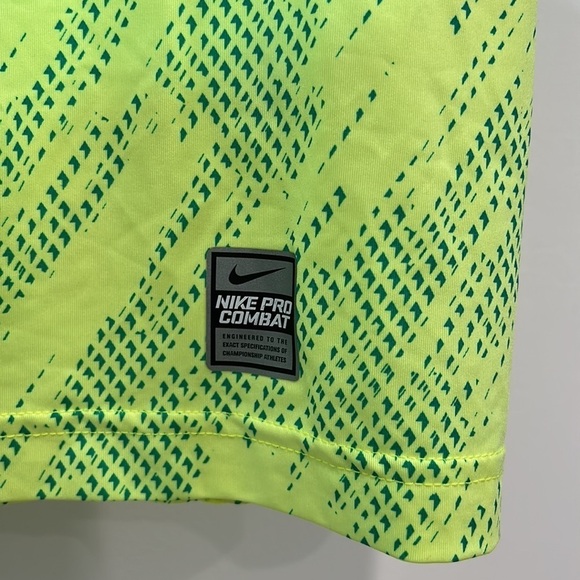 Nike pro combat compression shirt, large women’s neon yellow blue - Picture 2 of 6